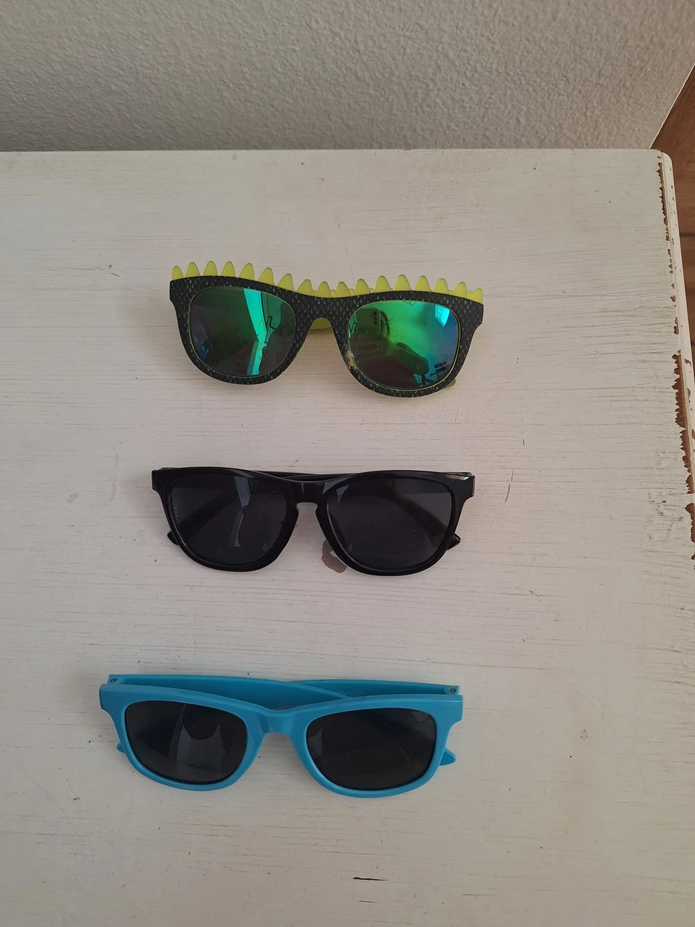 Set of 3 Sunglasses - Black, Blue, Green Mirror